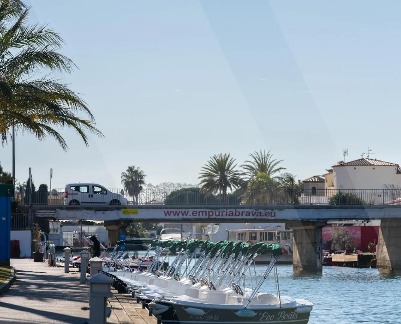 Superbe Maison Empuriabrava Biblos By Welhomy 0*,  España